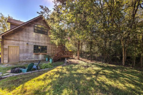 Cozy Cottage - 4 Miles to Downtown Franklin!